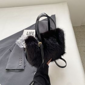 Faux Fox Plush One-shoulder Crossbody Bag (Color: Black)